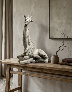 Vintage Giraffe Art Ornament