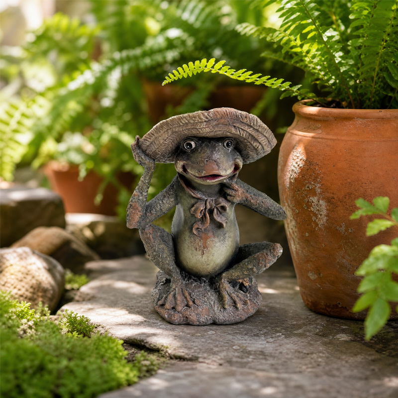 Bulk Retro Anthropomorphic Frog Figurine